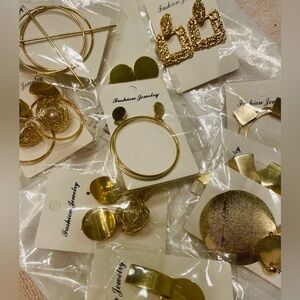 10 sets of gold earrings